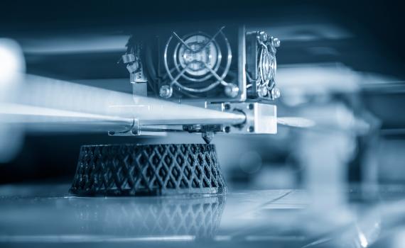 La fabricación aditiva implica una nueva forma de producir mediante la transformación digital del sector industrial. / Shutterstock