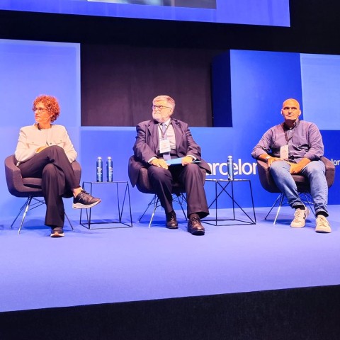 Primera foto de Catalina Martínez durante su intervención en el Barcelona Deep Tech Summit 2025